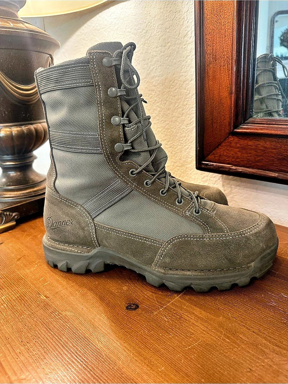 Danner USAF Rivot TFX 8” Tactical Boots size US 11.5